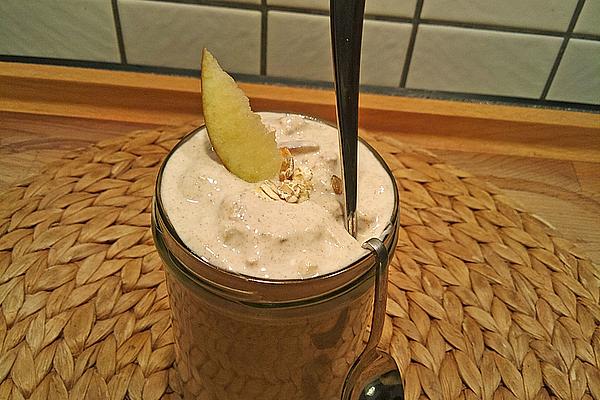 Oatmeal Quark with Cinnamon