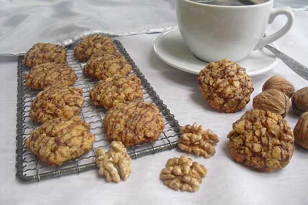 Oatmeal Walnut Macaroons