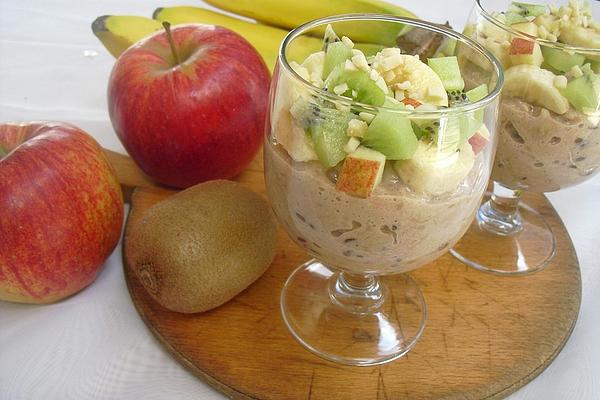 Oatmeal with Apple and Kiwi