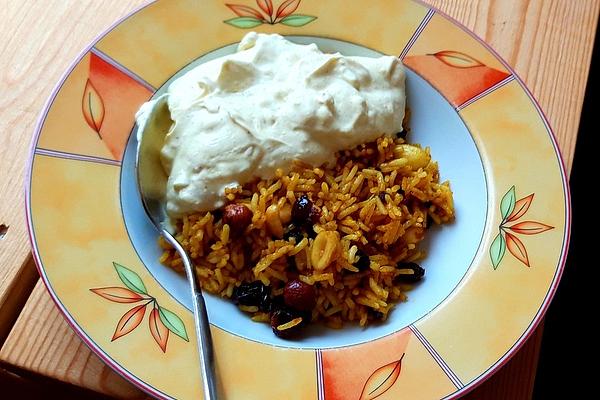 Oriental Rice Salad with Lime Curry Dip