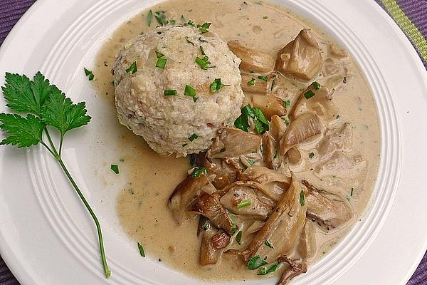 Oyster Mushrooms in Cream Sauce