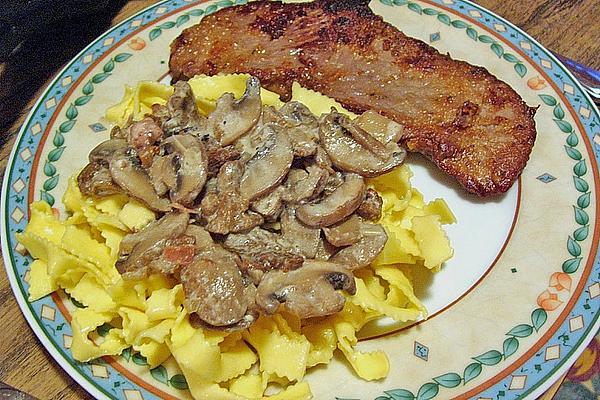 Parmigiani Veal Schnitzel with Chanterelle Ragout