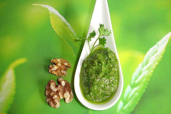 Parsley and Walnut Pesto