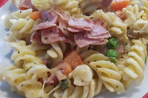 Pasta Bake with Ham and Peas