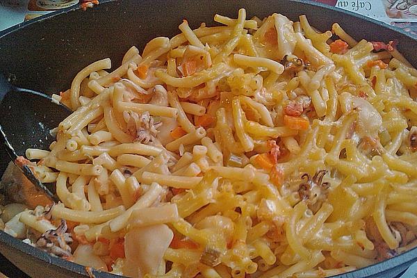 Pasta Bake with Squid (sepia)