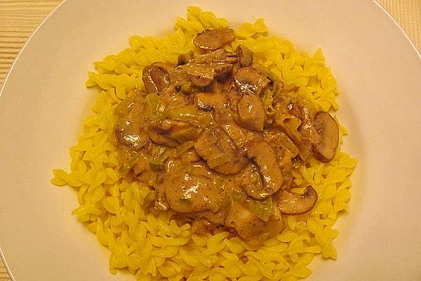 Pasta in Mushroom Mustard Sauce