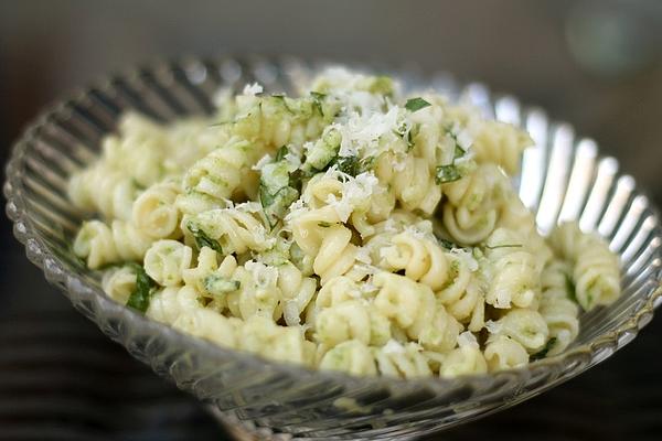 Pasta Salad with Pesto