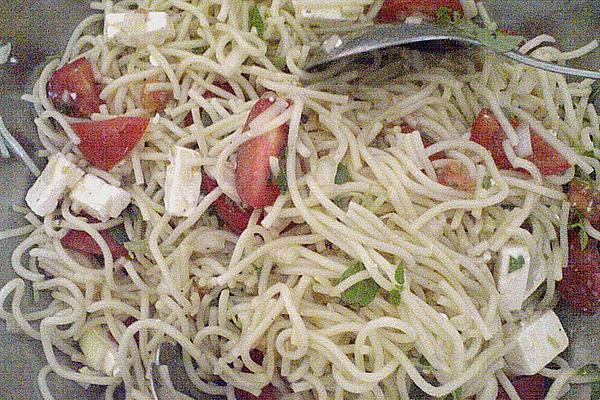 Pasta Salad with Rocket, Sheep Cheese and Sun-dried Tomatoes
