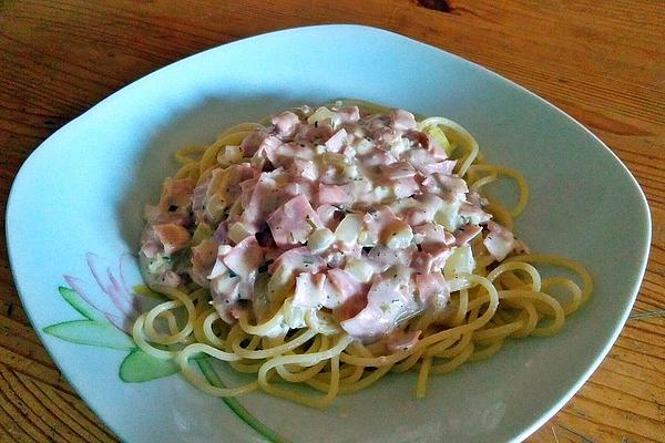 Pasta with Cream Cheese Sauce
