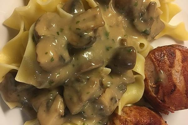 Pasta with Mushroom – Cream – Sauce