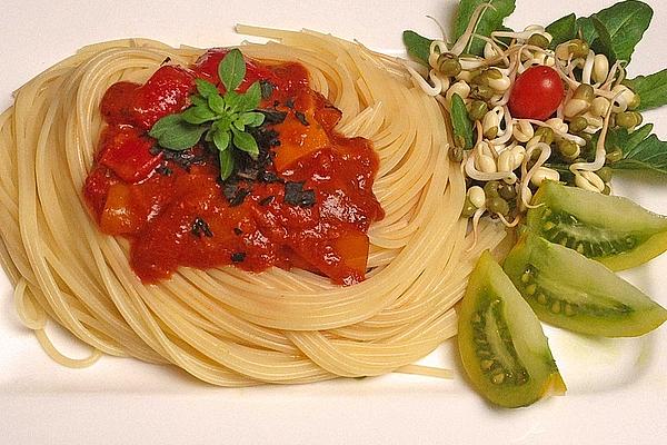 Pasta with Paprika Sauce