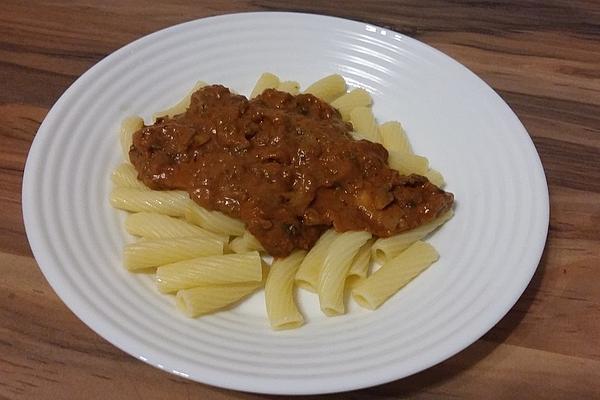 Pasta with Zucchini – Mushroom – Tomato Sauce