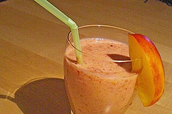 Peach and Raspberry Drink