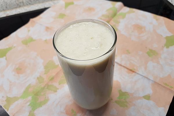 Pear and Banana Soy Milk Shake