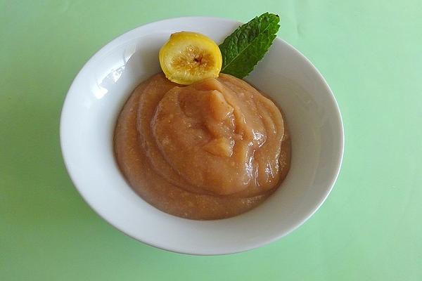 Pear and Fig Purée with Amaretto