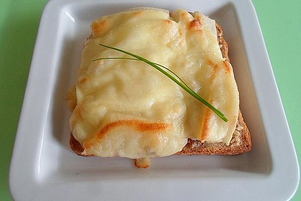 Pear – Nut – Toast
