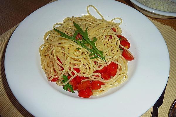 Penne with Rocket and Tomatoes