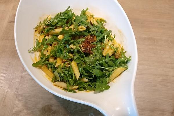 Pesto Pasta Salad with Sun-dried Tomatoes and Arugula