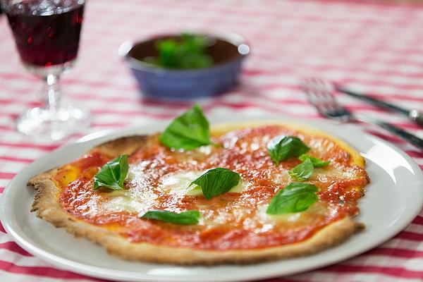 Piadizza Margaritha – Little Sister Of Pizza with Light Batter