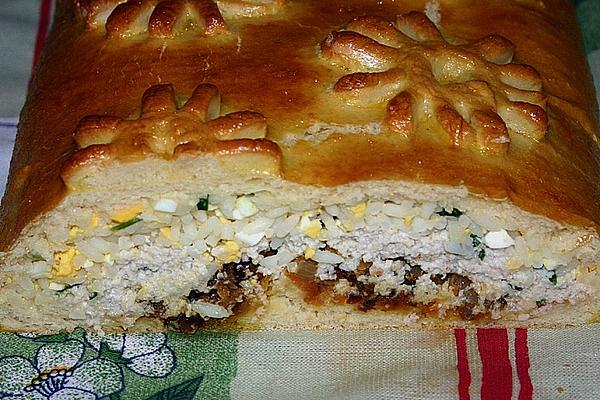 Pie with Layer Filling According To Old Russian Recipe