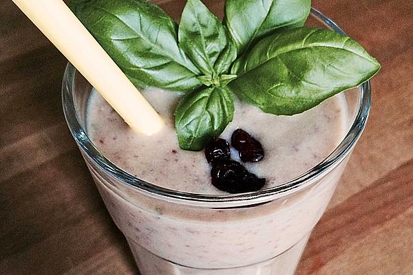 Pineapple-basil Smoothie
