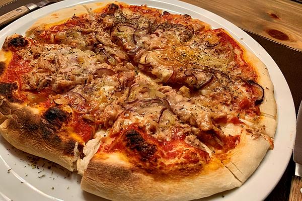 Pizza with Tuna
