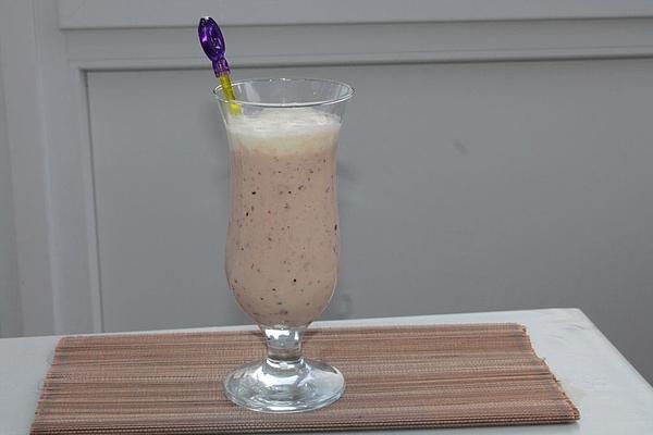 Plum and Banana Smoothie