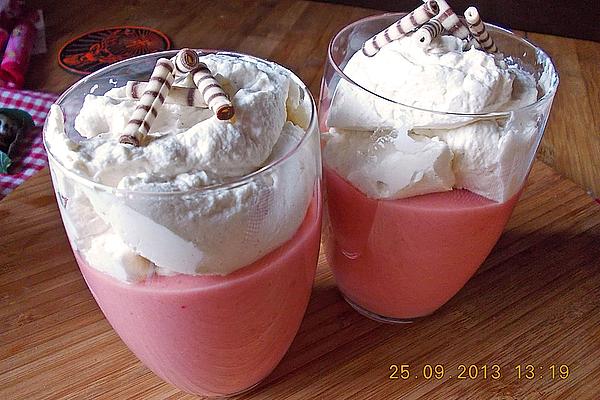 Plum Cream with Cinnamon Cream