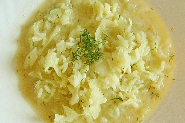 Pointed Cabbage Soup with Lemon