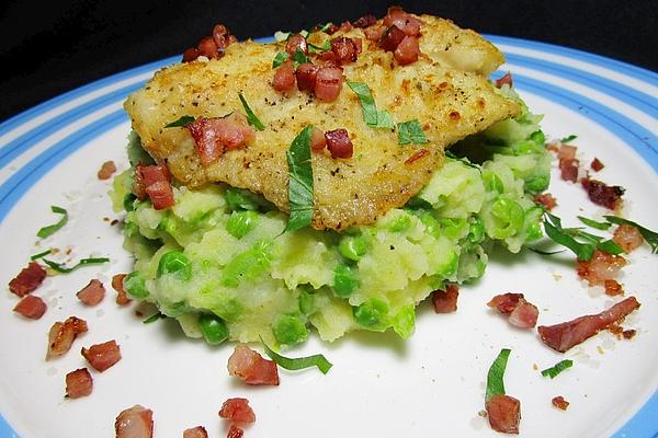 Pollack Fillet with Bacon and Mashed Potatoes and Peas
