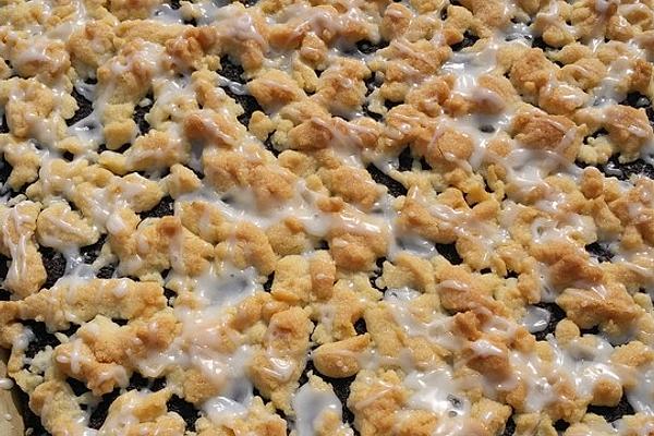 Poppy Seed Crumble Cake from Tray