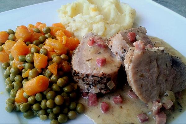 Pork Fillet Medallions in Coconut Sauce