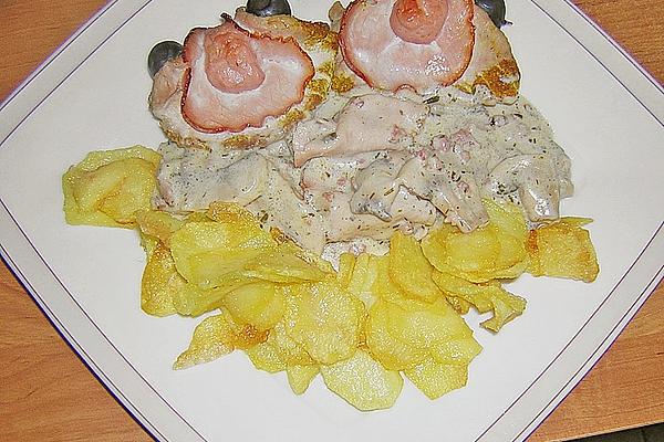 Pork Loin Clams with Mushroom Sauce and Potato Chips