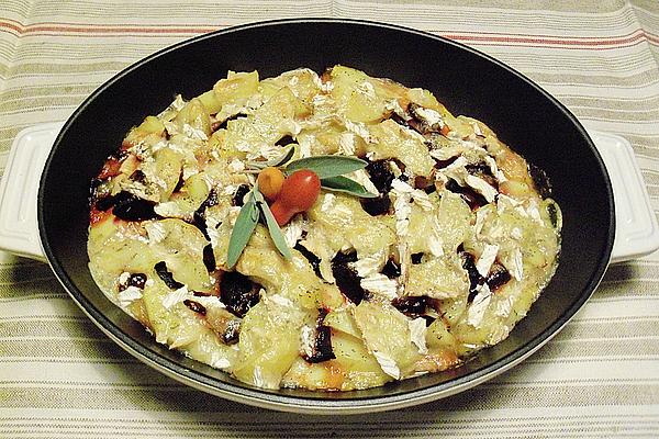 Potato and Beetroot Wedges from Tray, Baked