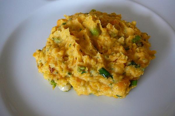 Potato and Carrot Puree with Spring Onions