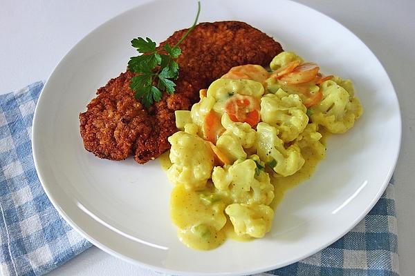 Potato, Cauliflower and Carrot Curry