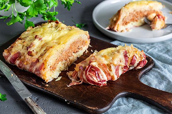 Potato Mince Casserole with Bacon Crust