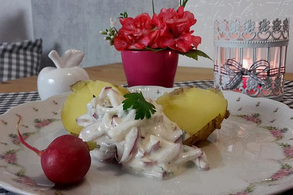 Potatoes with Radish Dip