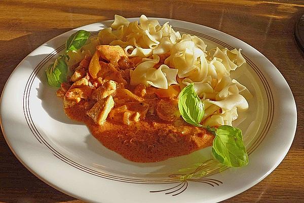 Poultry Strips in Paprika Cream