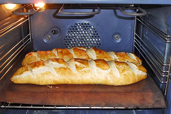 Pretzel Baguette