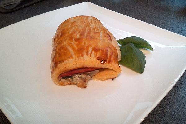 Puff Pastries with Asparagus and Wild Garlic