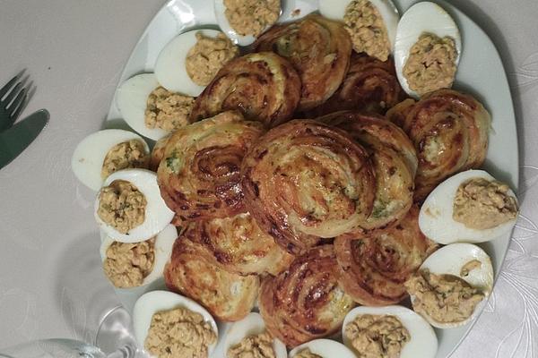 Puff Pastry Snails with Olive Filling