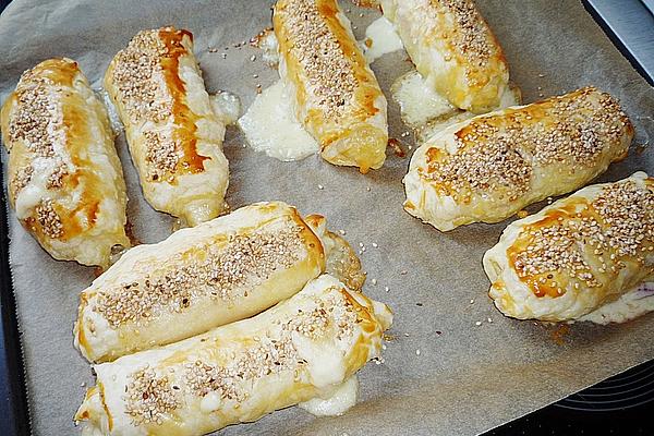 Puff Pastry with Ham and Cheese Filling