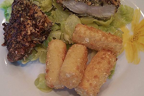 Pumpkin-coated Chicken on Cabbage Sprouts and Grapes