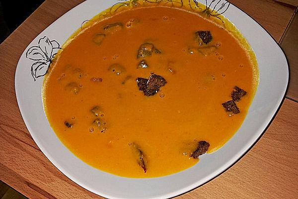 Pumpkin Cream Soup with Coconut Milk and Curry