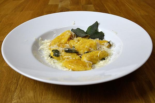 Pumpkin Gnocchi with Chanterelle Amarettini Sauce
