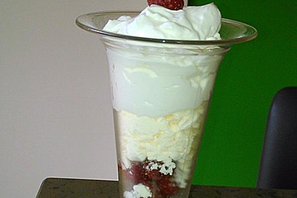 Quark Cream with Raspberries and Hazelnut Meringue