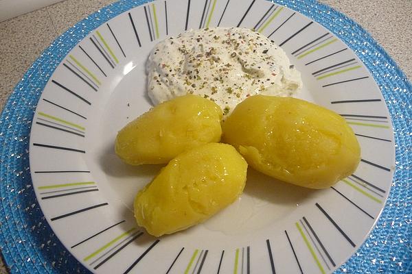 Quark with Jacket Potatoes