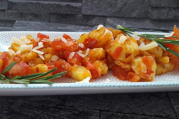 Quick and Easy Potato and Tomato Pan