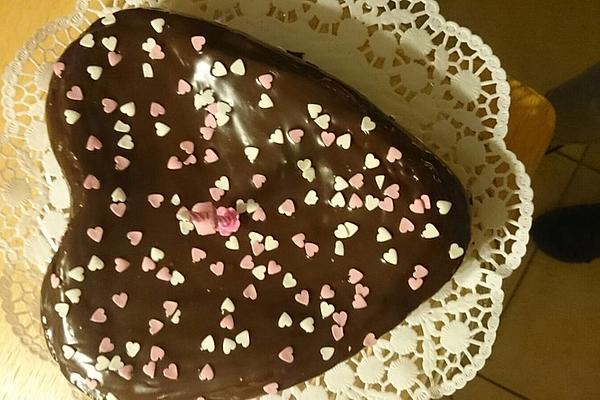 Quick and Juicy Chocolate Cake
